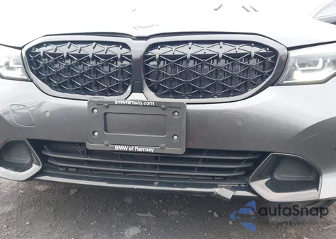 2021 BMW 330I xDrive z USA, uszkodzony, nr VIN 3MW5R7J03M8B73085